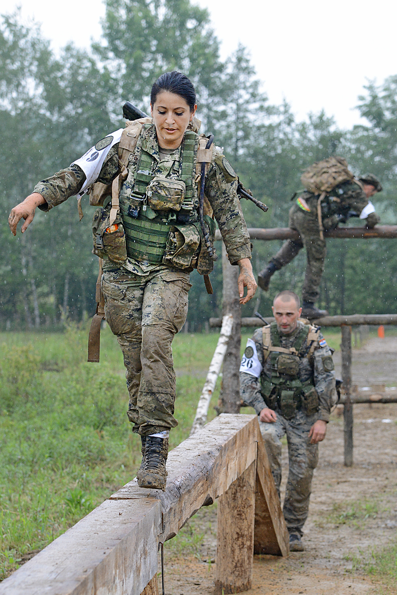 https://www.morh.hr/wp-content/gallery/jedina-pripadnica-os-rh-zavrsila-natjecanje-prvi-za-hrvatsku/kopi_9711.jpg