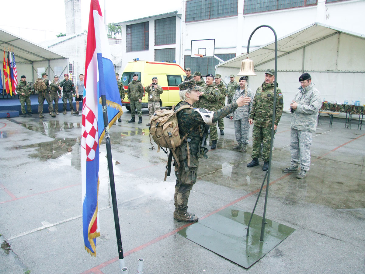 https://www.morh.hr/wp-content/gallery/jedina-pripadnica-os-rh-zavrsila-natjecanje-prvi-za-hrvatsku/mikoc_4.jpg