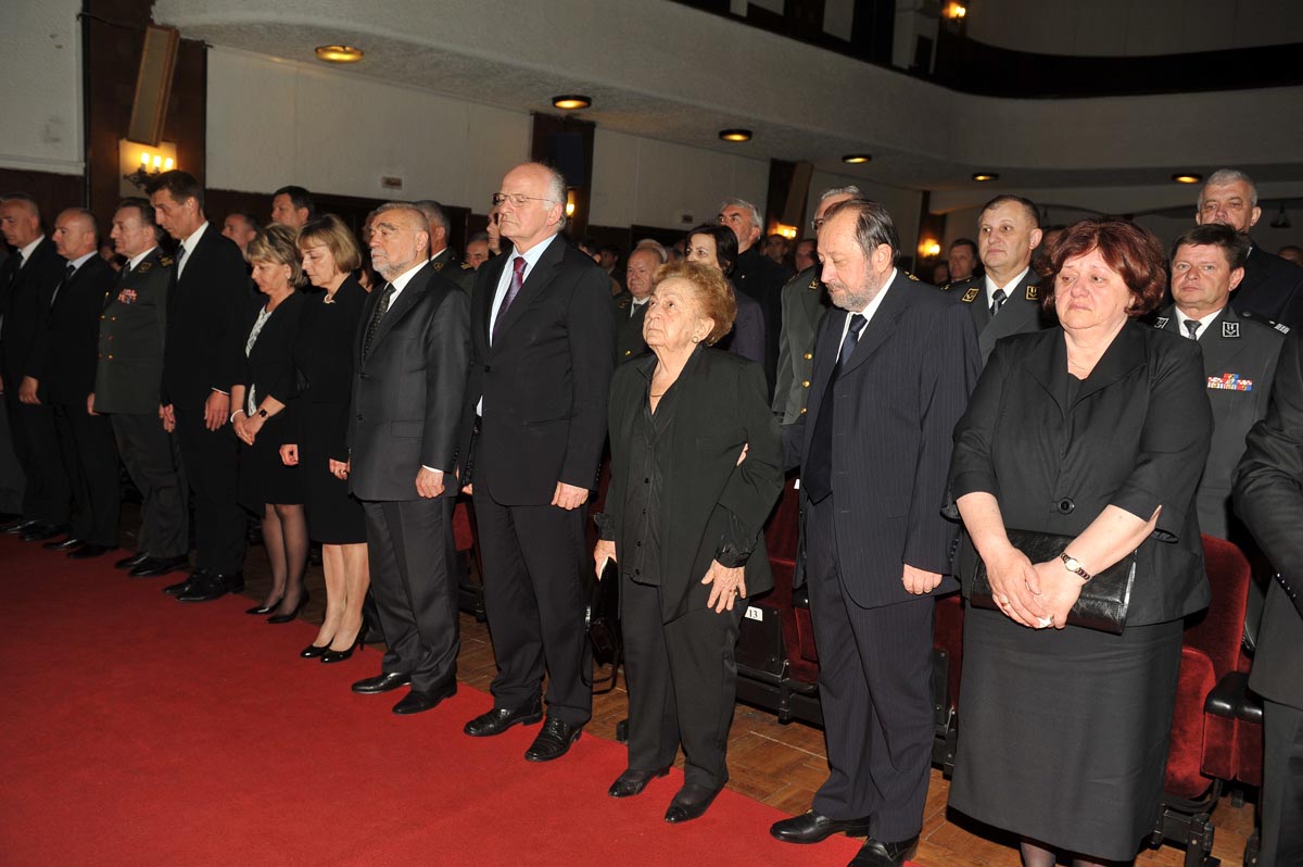 https://www.morh.hr/wp-content/gallery/komemoracija-povodom-smrti-generala-spegelja/komemoracija_13052014_12.jpg