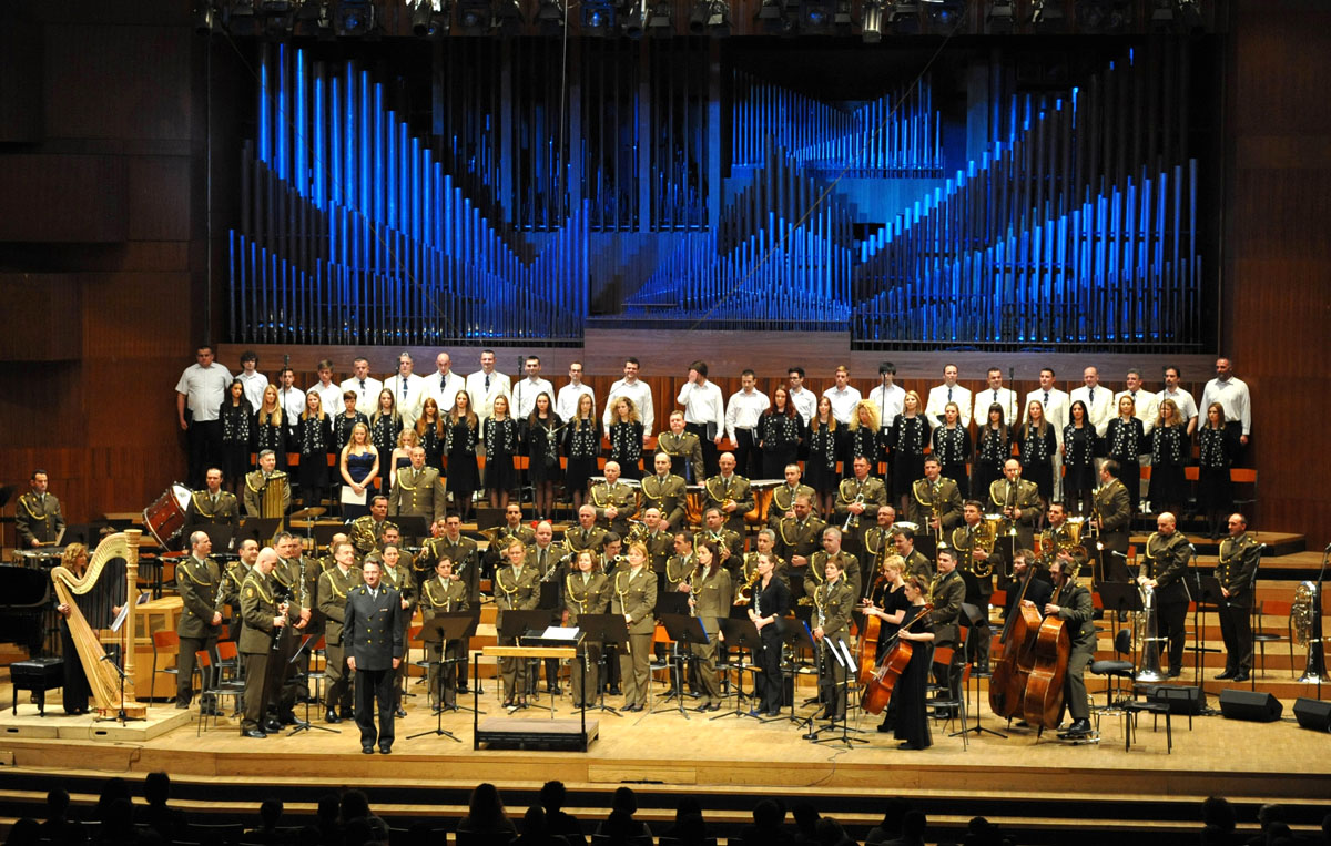 https://www.morh.hr/wp-content/gallery/koncert-simfonijskog-puhakog-orkestra-os-rh-the-queen-symphony/lisinski_05032012_05.jpg