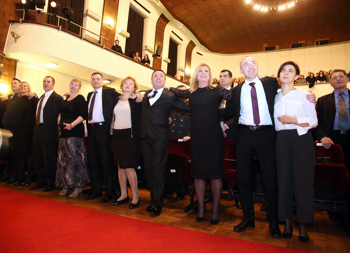 https://www.morh.hr/wp-content/gallery/koncertom-jazz-orkestra-obiljezeno-25-godina-orkestra-os-rh/jaz_08022017_20.jpg