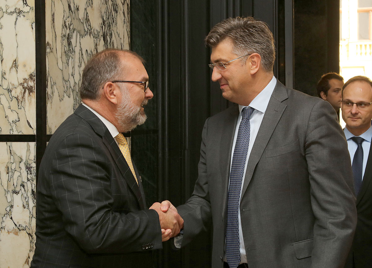 https://www.morh.hr/wp-content/gallery/konferencija-hrvatska-obrambena-industrija-kao-izvozni-brend-2/en5b6670.jpg
