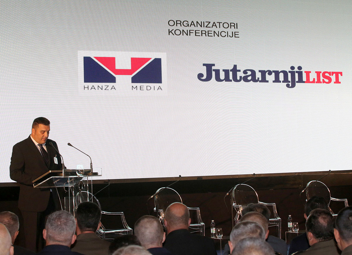 https://www.morh.hr/wp-content/gallery/konferencija-hrvatska-obrambena-industrija-kao-izvozni-brend-2/en5b6700.jpg