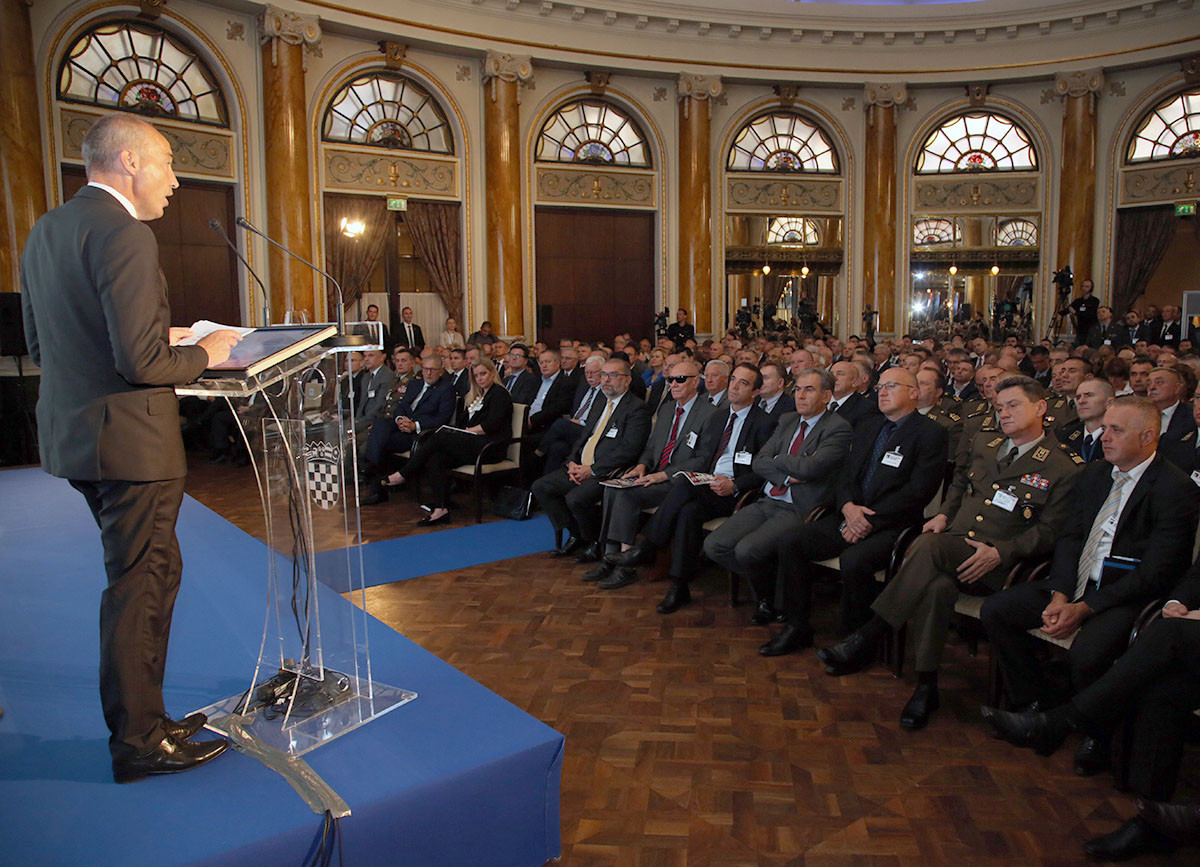 https://www.morh.hr/wp-content/gallery/konferencija-hrvatska-obrambena-industrija-kao-izvozni-brend-2/en5b6769.jpg