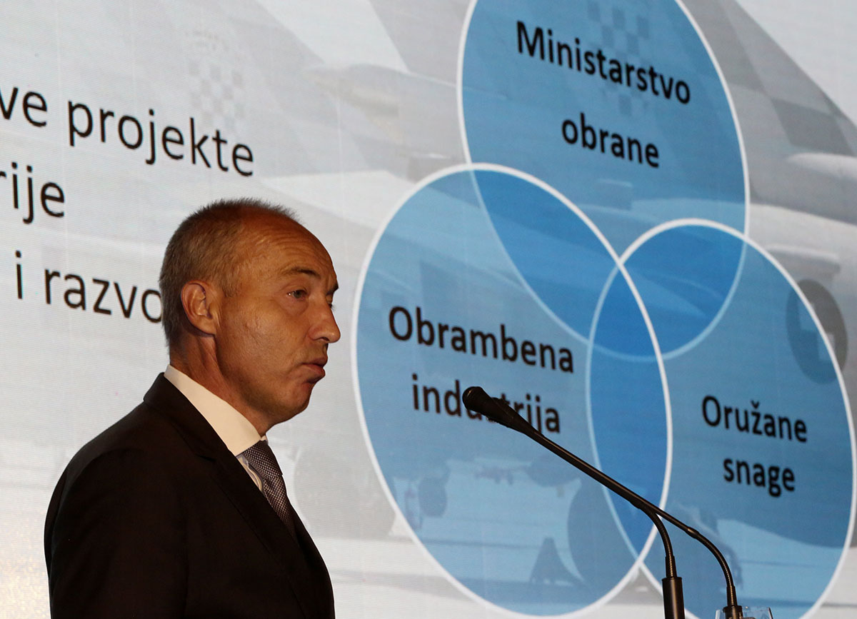 https://www.morh.hr/wp-content/gallery/konferencija-hrvatska-obrambena-industrija-kao-izvozni-brend-2/en5b6789.jpg