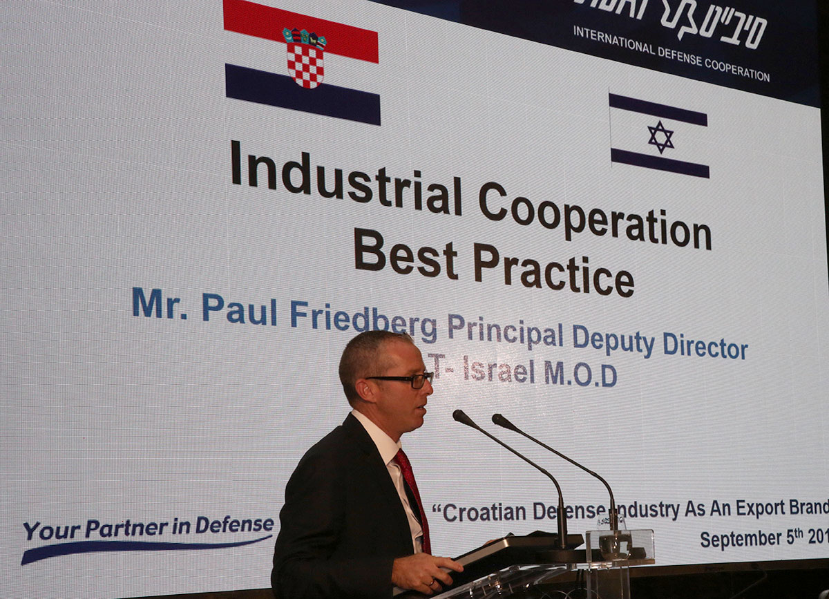 https://www.morh.hr/wp-content/gallery/konferencija-hrvatska-obrambena-industrija-kao-izvozni-brend-2/en5b6804.jpg