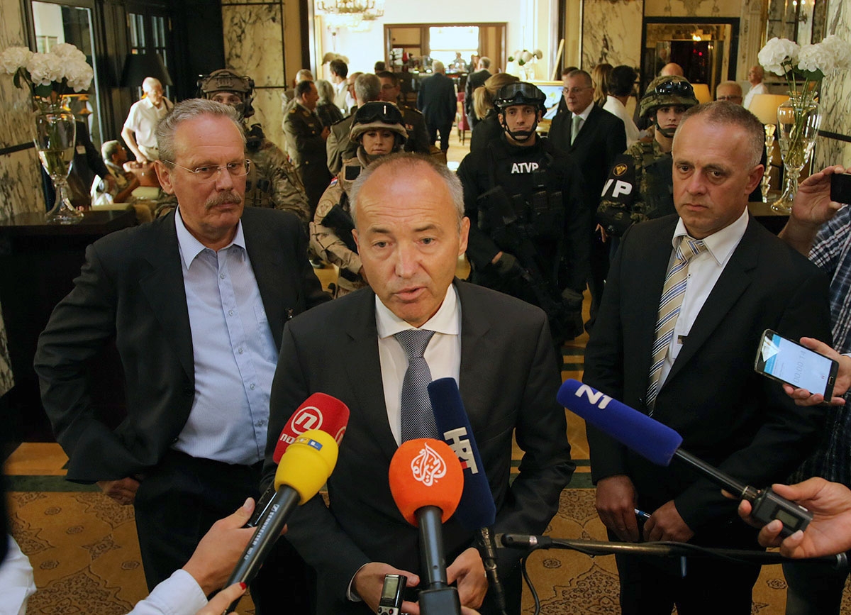 https://www.morh.hr/wp-content/gallery/konferencija-hrvatska-obrambena-industrija-kao-izvozni-brend-2/en5b6809.jpg