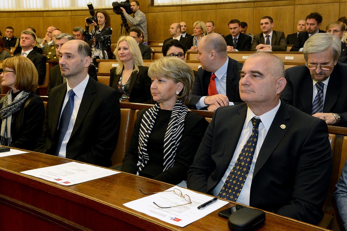 https://www.morh.hr/wp-content/gallery/konferencija-povodom-pete-obljetnice-ulaska-rh-u-nato/nato_sabor_31032014_03.JPG