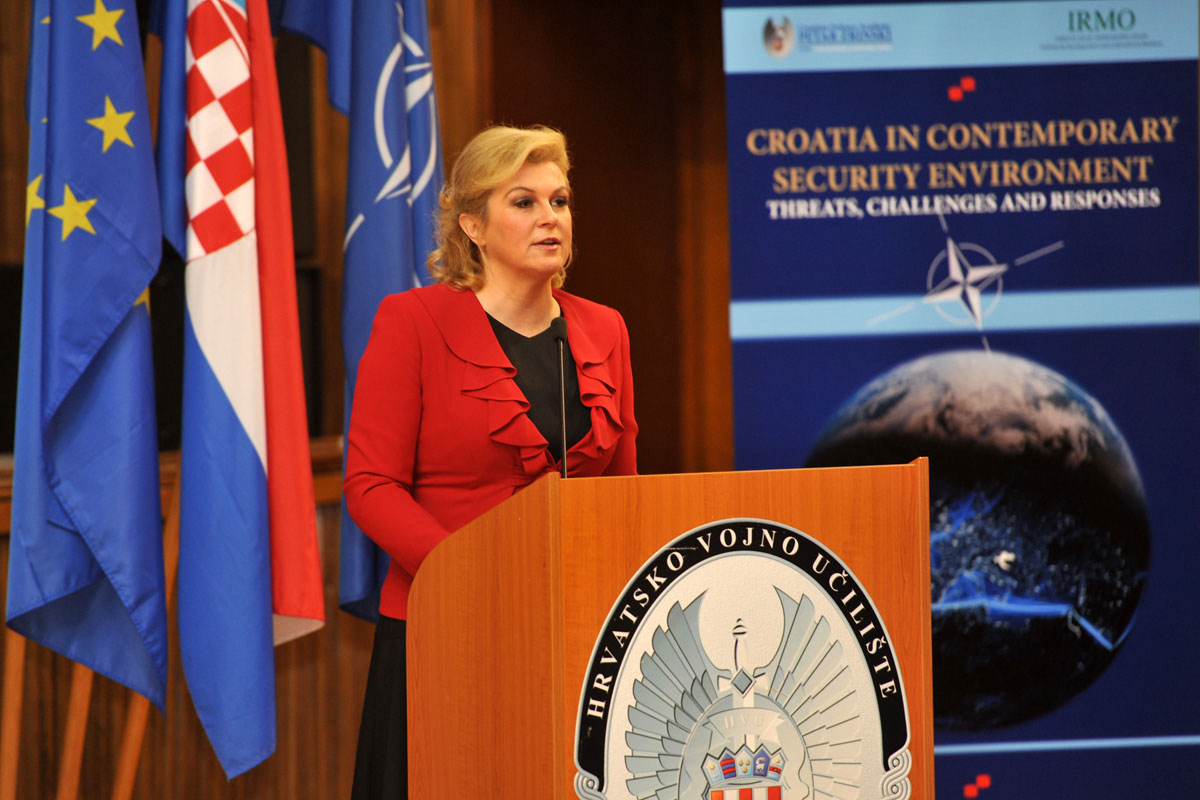 https://www.morh.hr/wp-content/gallery/konferencija-rh-u-suvremenom-sigurnosnom-okruzenju-na-hvu/hvu_15062015_11.jpg
