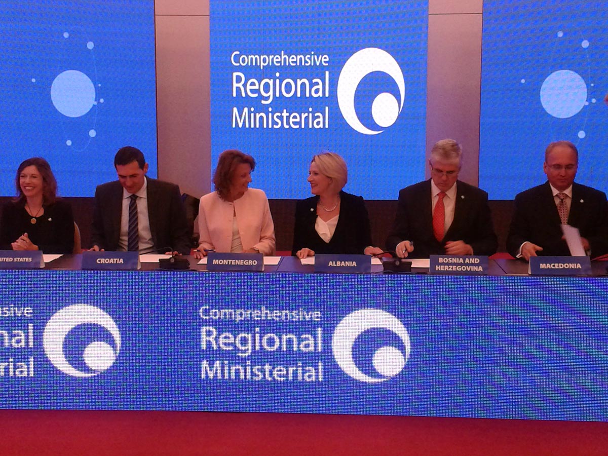 https://www.morh.hr/wp-content/gallery/kotromanovic-na-sastanku-ministara-obrane-clanica-a-5-povelje/konferencija_15102014_5.jpg