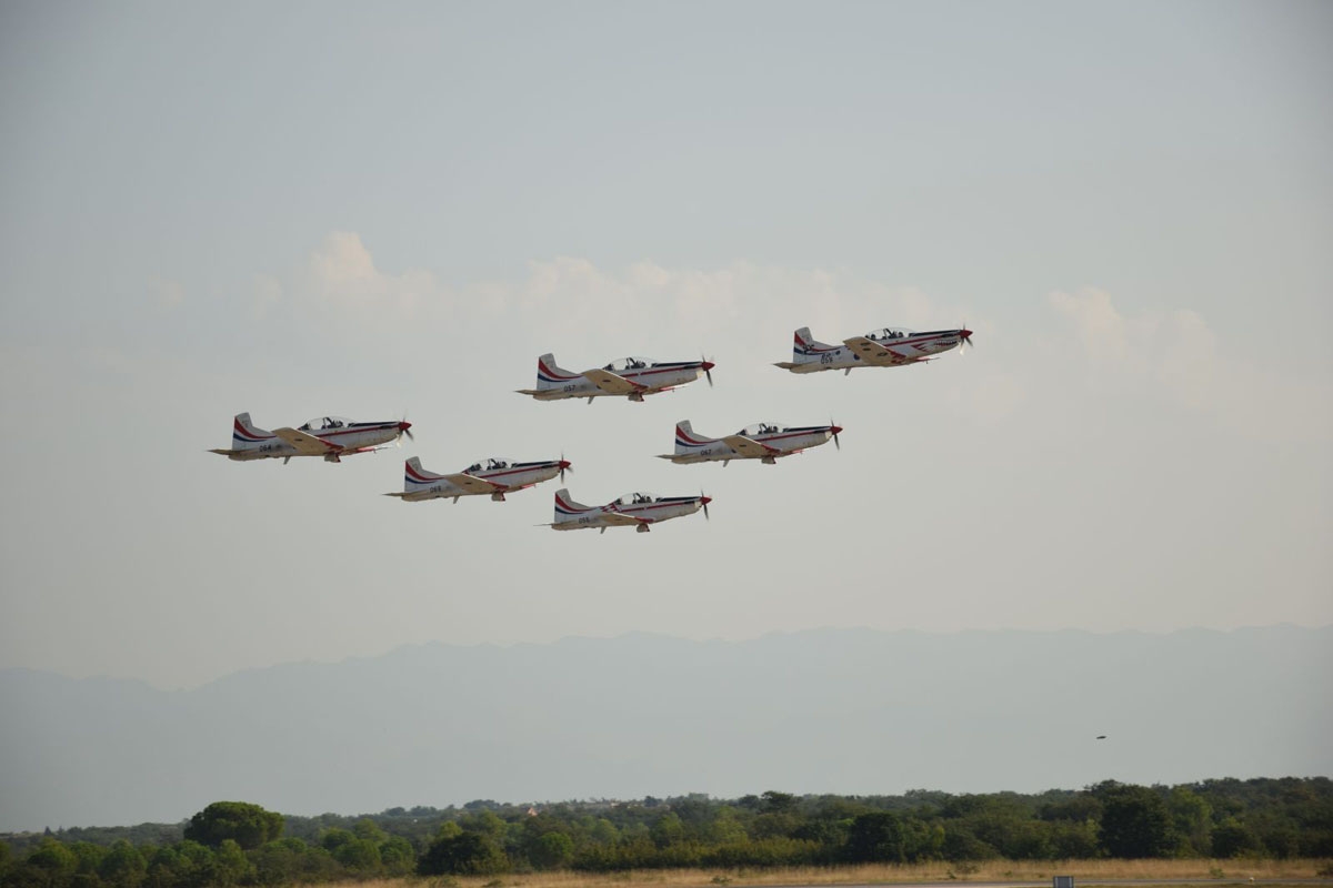 https://www.morh.hr/wp-content/gallery/krila-oluje-odletjela-na-medunarodni-aero-miting-u-poljskoj/krila_oluje_23082018_19.jpg