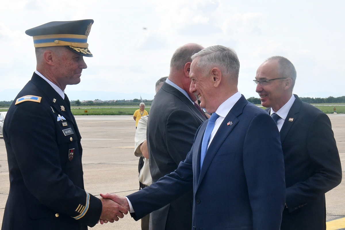 https://www.morh.hr/wp-content/gallery/krsticevic-i-mattis-s-nato-ova-summita-zajedno-stigli-u-zagreb/krsticevic_mattis_zagreb_12072018_08.jpg