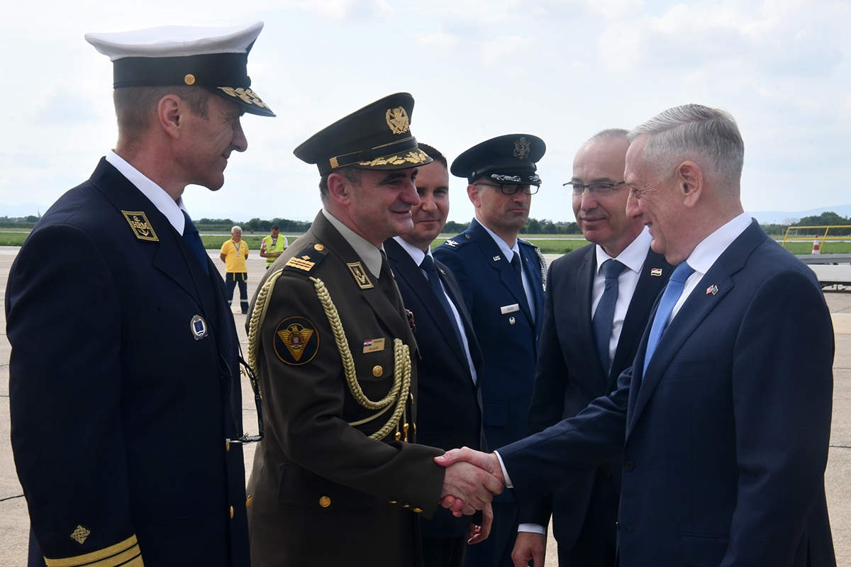 https://www.morh.hr/wp-content/gallery/krsticevic-i-mattis-s-nato-ova-summita-zajedno-stigli-u-zagreb/krsticevic_mattis_zagreb_12072018_10.jpg