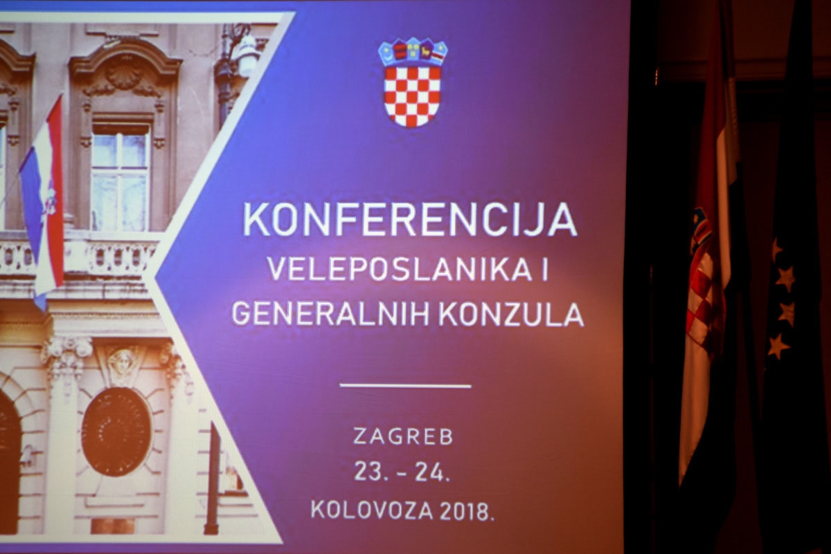 https://www.morh.hr/wp-content/gallery/krsticevic-na-konferenciji-veleposlanika-i-generalnih-konzula/konferencija_23082018_03.jpg