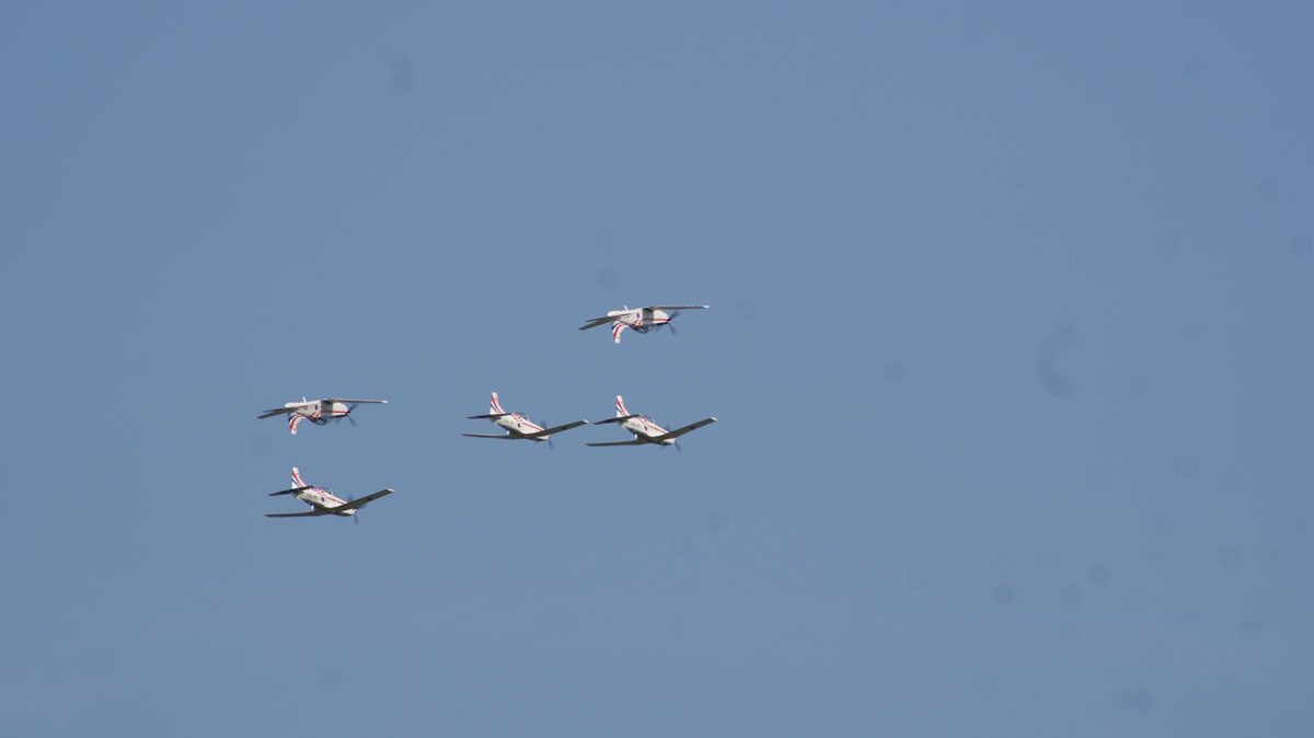 https://www.morh.hr/wp-content/gallery/mig-21-i-krila-oluje-nastupili-na-aeromitingu-u-varazdinu/varazdiin_12072015_17.jpg