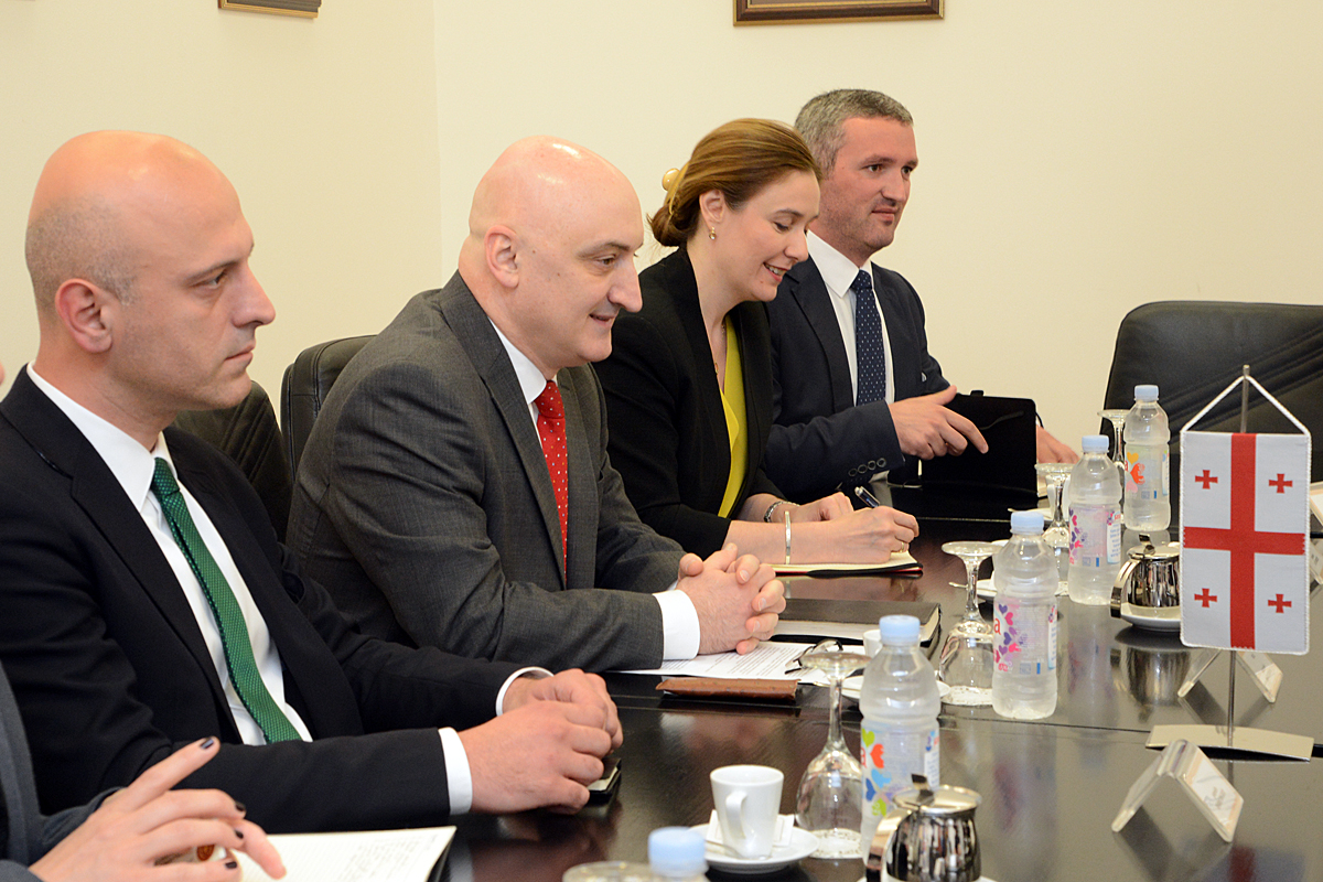 https://www.morh.hr/wp-content/gallery/ministar-buljevic-sastao-se-sa-zamjenikom-ministra-vanjskih-poslova-gruzije/mo_gruzije_01062016_3.jpg