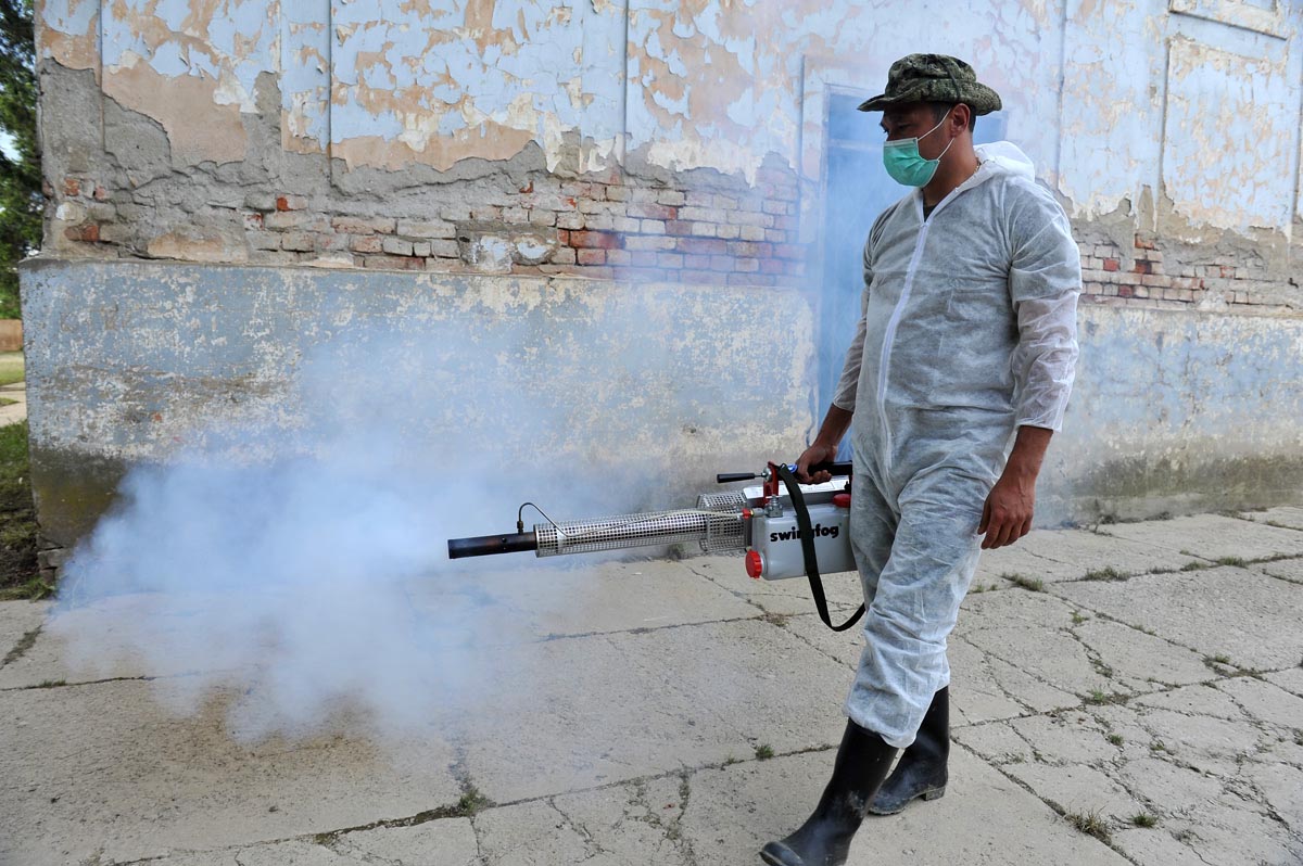https://www.morh.hr/wp-content/gallery/ministar-kotromanovic-i-general-lovric-u-obilasku-poplavljenih-podrucja/poplave_29052014_w_24.JPG