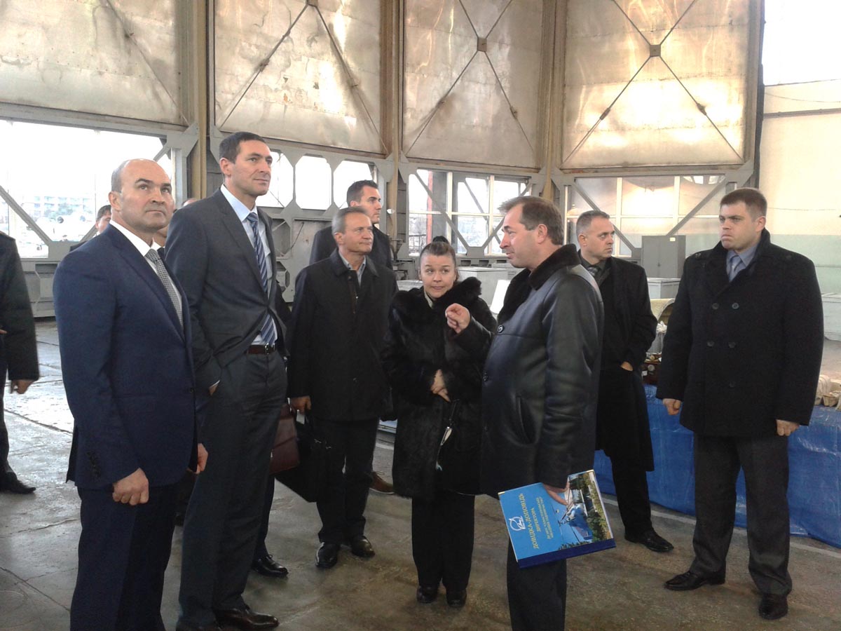 https://www.morh.hr/wp-content/gallery/ministar-kotromanovic-u-obilasku-ukrajinskih-zavoda-za-remont-helikoptera/mo_ukrajina_30112013_04.jpg