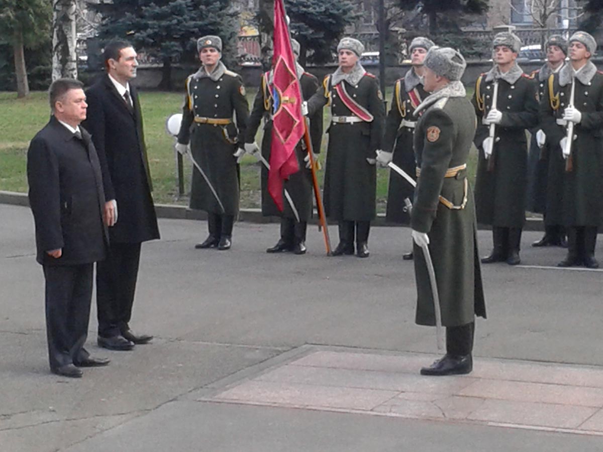 https://www.morh.hr/wp-content/gallery/ministar-kotromanovic-u-posjetu-ukrajini/mo_ukraina_28112013_02.jpg