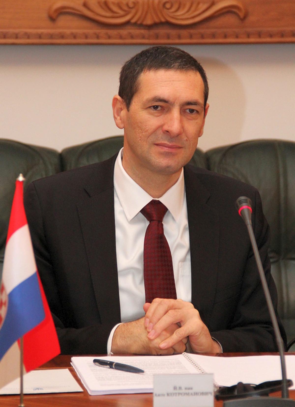 https://www.morh.hr/wp-content/gallery/ministar-kotromanovic-u-posjetu-ukrajini/mo_ukraina_28112013_14.jpg