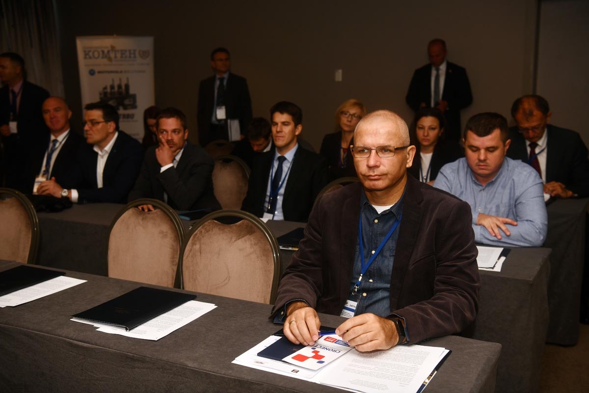 https://www.morh.hr/wp-content/gallery/ministar-krsticevic-na-konferenciji-o-zastiti-kriticne-infrastrukture/konferencija_27092018_07.jpg