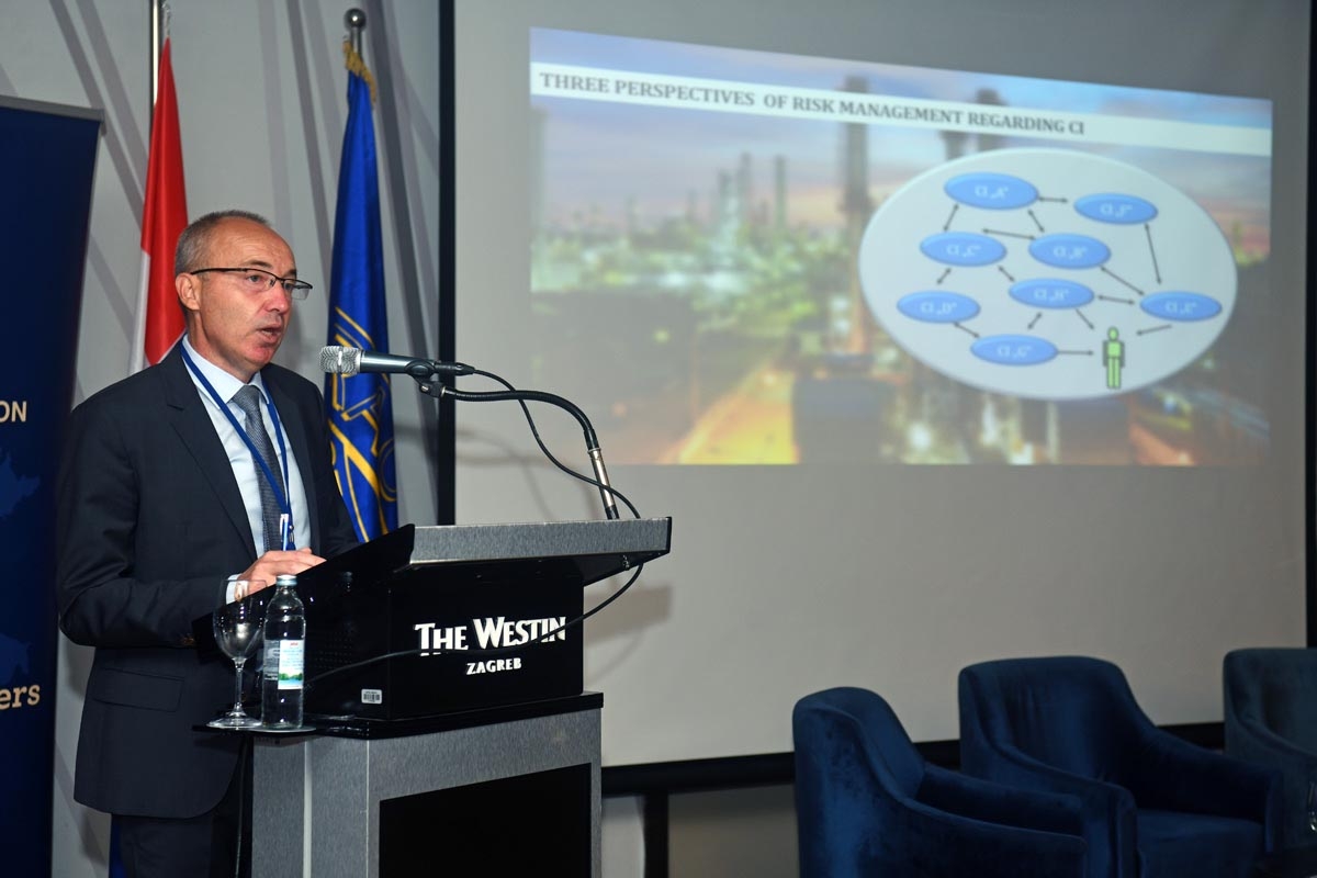 https://www.morh.hr/wp-content/gallery/ministar-krsticevic-na-konferenciji-o-zastiti-kriticne-infrastrukture/konferencija_27092018_08.jpg