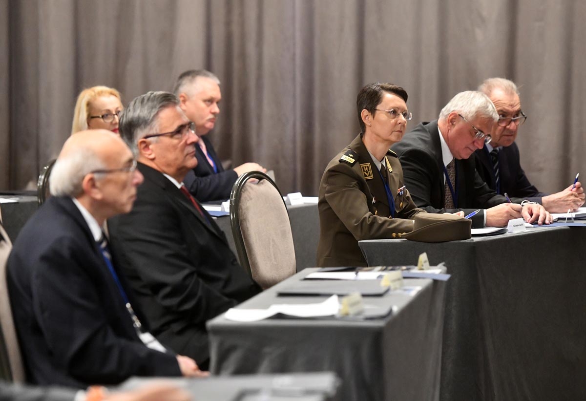 https://www.morh.hr/wp-content/gallery/ministar-krsticevic-na-konferenciji-o-zastiti-kriticne-infrastrukture/konferencija_27092018_11.jpg