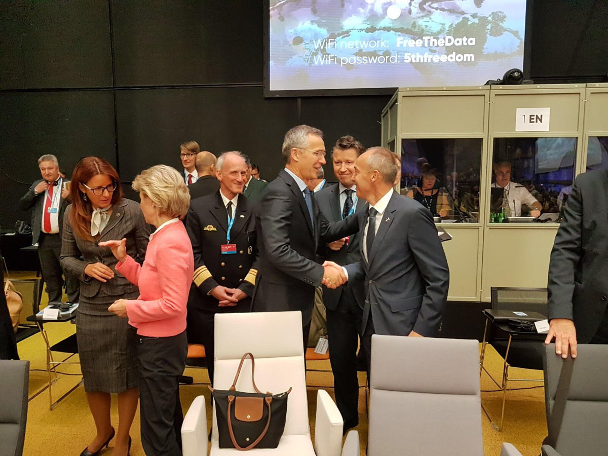 https://www.morh.hr/wp-content/gallery/ministar-krsticevic-na-neformalnom-sastanku-ministara-obrane-eu-2/004eu_2017_9901.jpg