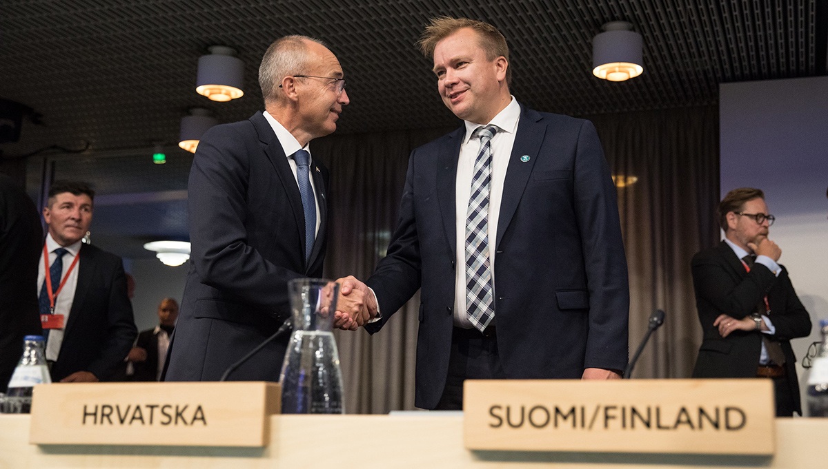 https://www.morh.hr/wp-content/gallery/ministar-krsticevic-na-sastanku-ministara-obrane-eu-u-finskoj/informal_meeting_of_defence_ministers_n_helsinki29082019_04.jpg