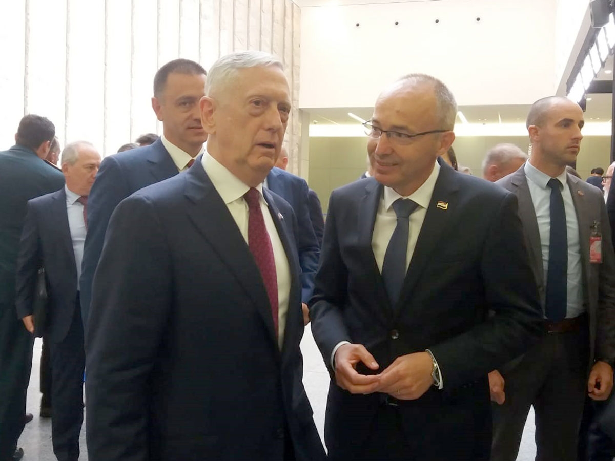 https://www.morh.hr/wp-content/gallery/ministar-krsticevic-na-sastanku-ministara-obrane-nato-a/bruxelles_08062018_04.jpg