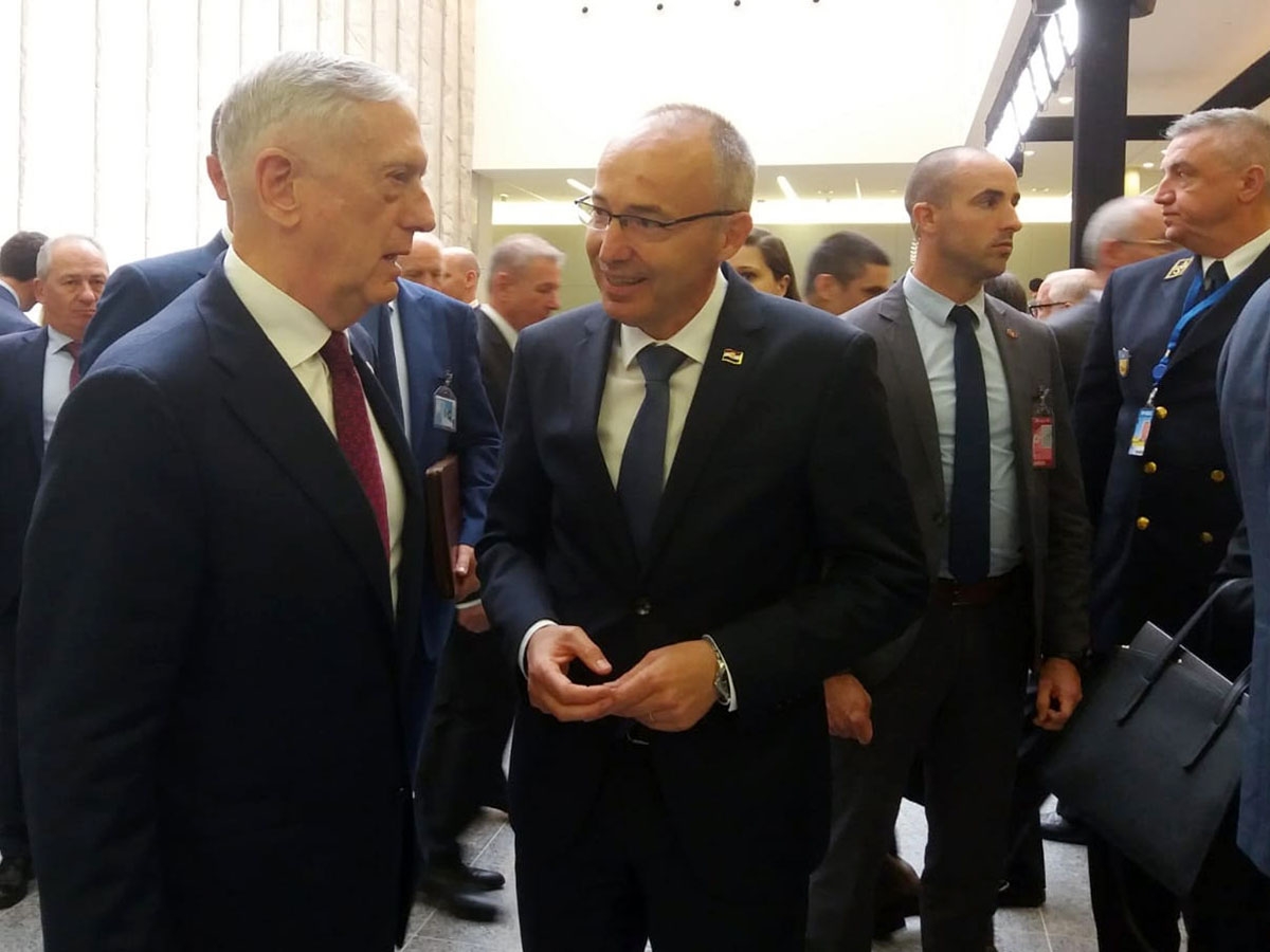 https://www.morh.hr/wp-content/gallery/ministar-krsticevic-na-sastanku-ministara-obrane-nato-a/bruxelles_08062018_06.jpg