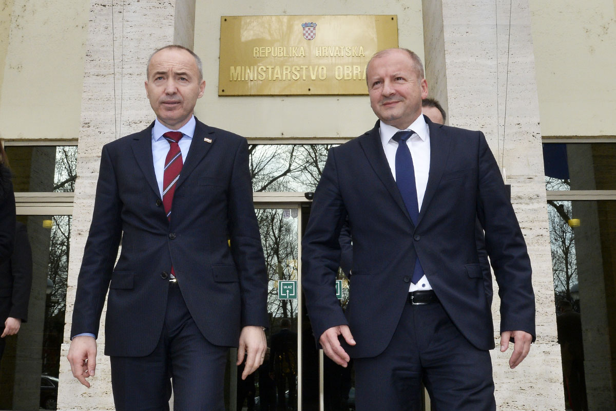 https://www.morh.hr/wp-content/gallery/ministar-krsticevic-primio-madarskog-ministra-obrane/mo_hu_03022017_30.jpg