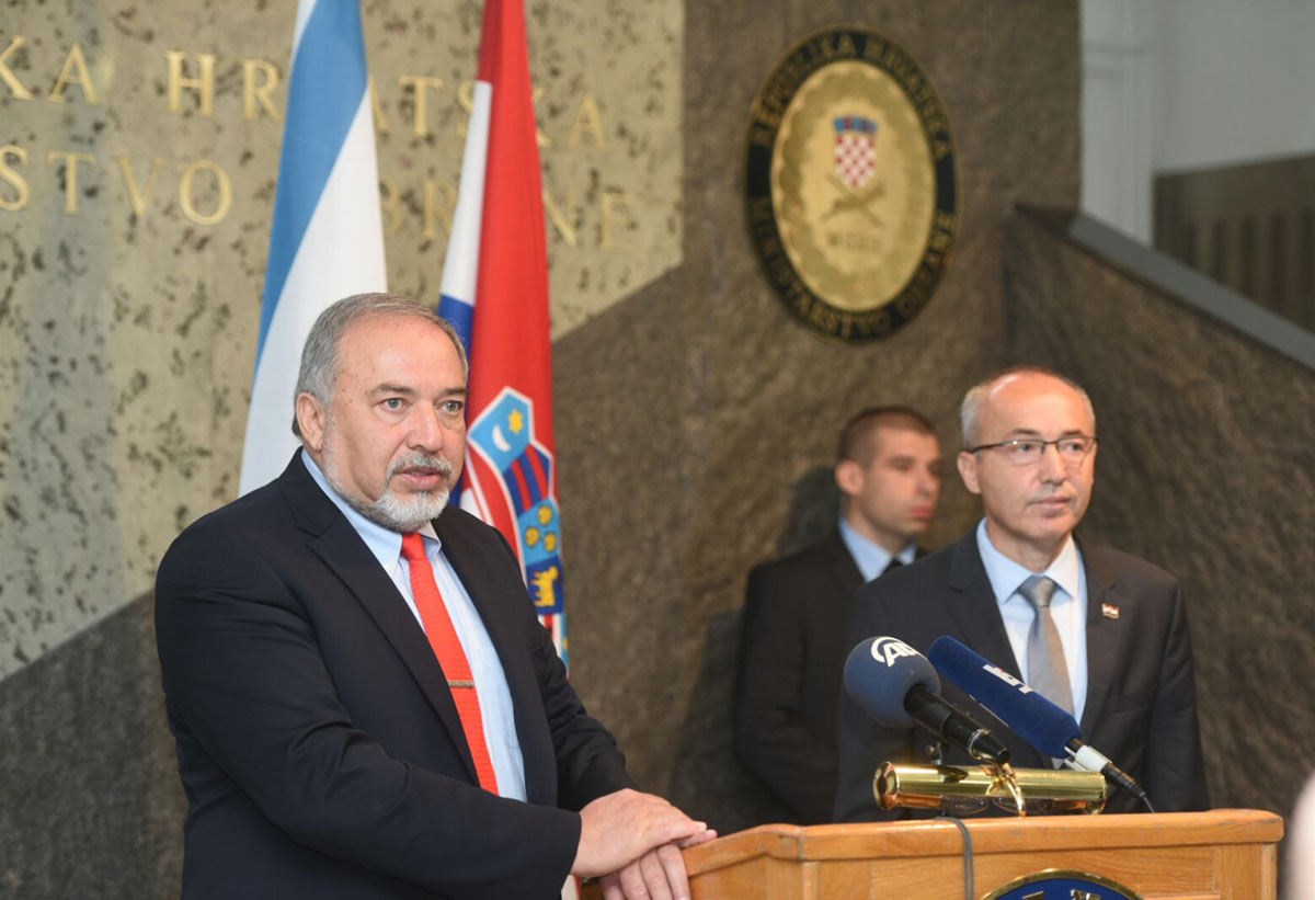 https://www.morh.hr/wp-content/gallery/ministar-krsticevic-s-izraelskim-ministrom-obrane-liebermanom-dopuna/israel_ph_tp_26092017_23.jpg