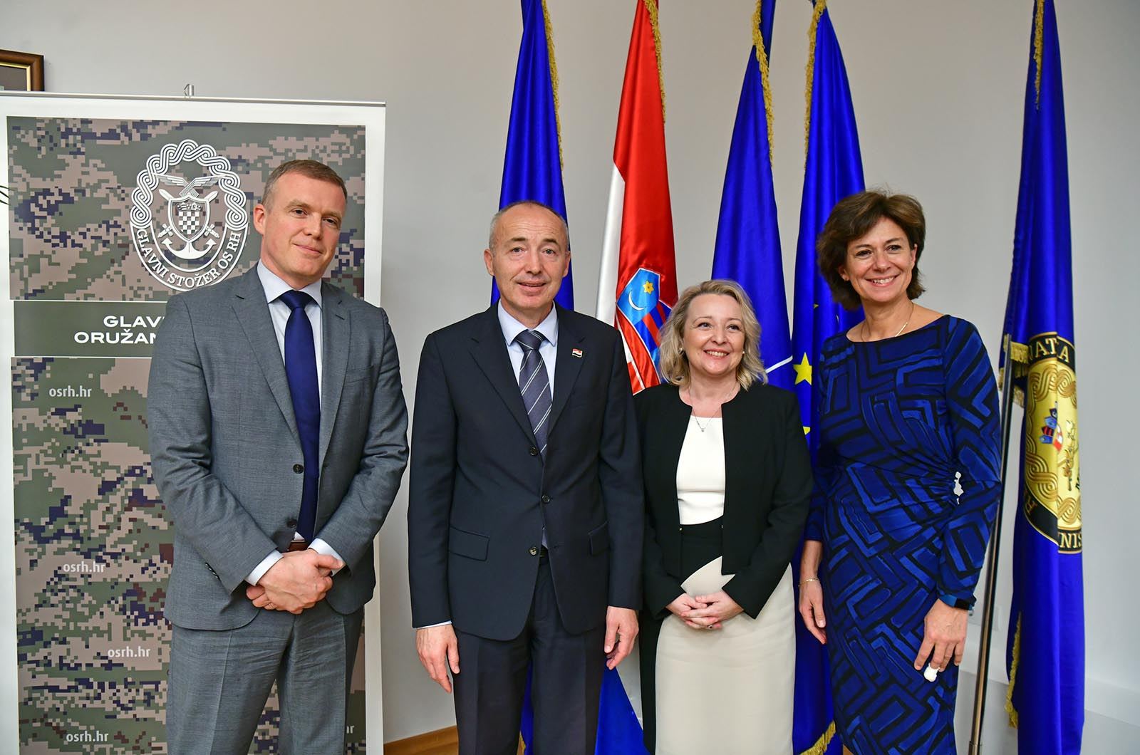 https://www.morh.hr/wp-content/gallery/ministar-krsticevic-s-predstavnicima-americke-gospodarske-komore-pri-eu/krsticevic_amchameu_mod_croatia_19072019_13.jpg