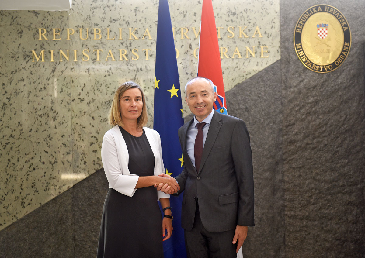 https://www.morh.hr/wp-content/gallery/ministar-krsticevic-s-visokom-predstavnicom-eu-federicom-mogherini/mogherini_20072017_2.JPG