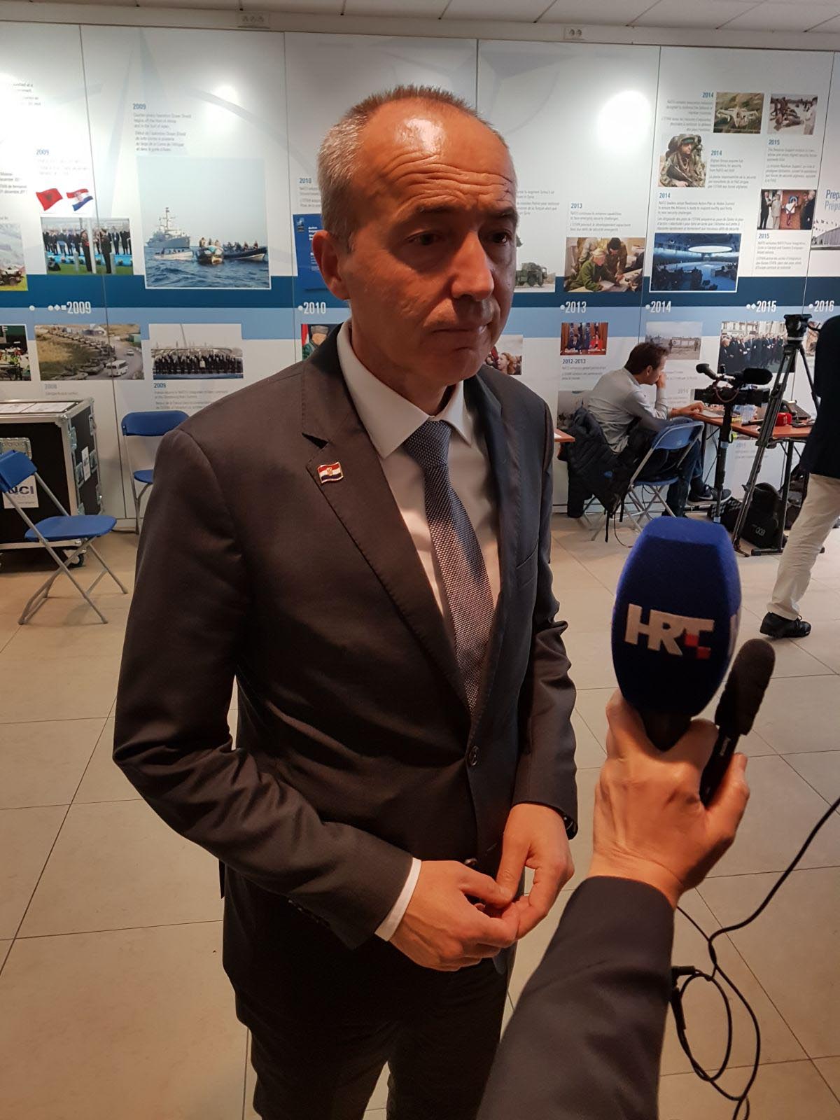 https://www.morh.hr/wp-content/gallery/ministar-krsticevic-sudjelovao-na-nato-ministarskom-sastanku/bruxelles_29062017_3.jpg