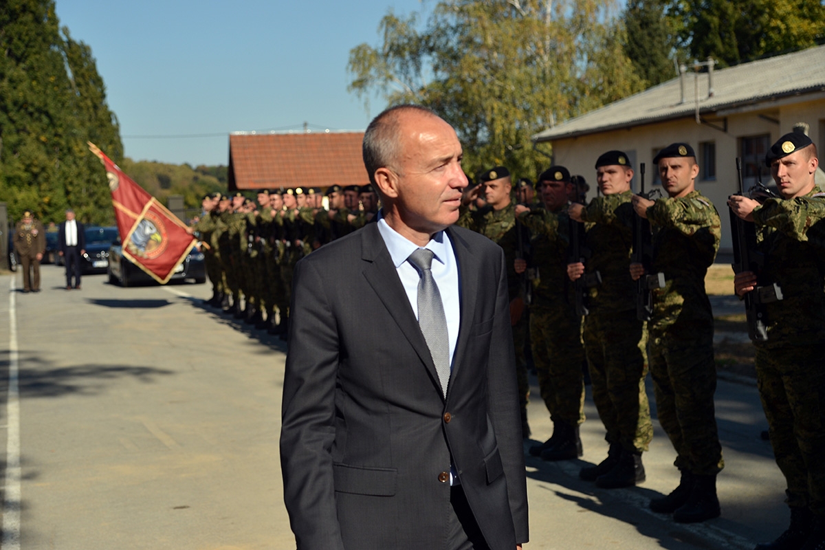 https://www.morh.hr/wp-content/gallery/ministar-krsticevic-u-obilasku-vojarne-u-nasicama/ministar_krsticevic_nasice_05102018_02.jpg