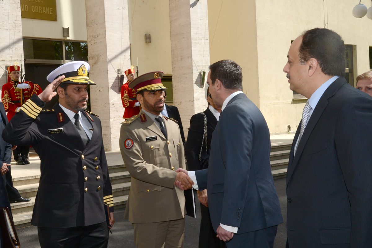 https://www.morh.hr/wp-content/gallery/ministar-obrane-drzave-katar-u-sluzbenom-posjetu-morh-u/katar_02062016_5.jpg