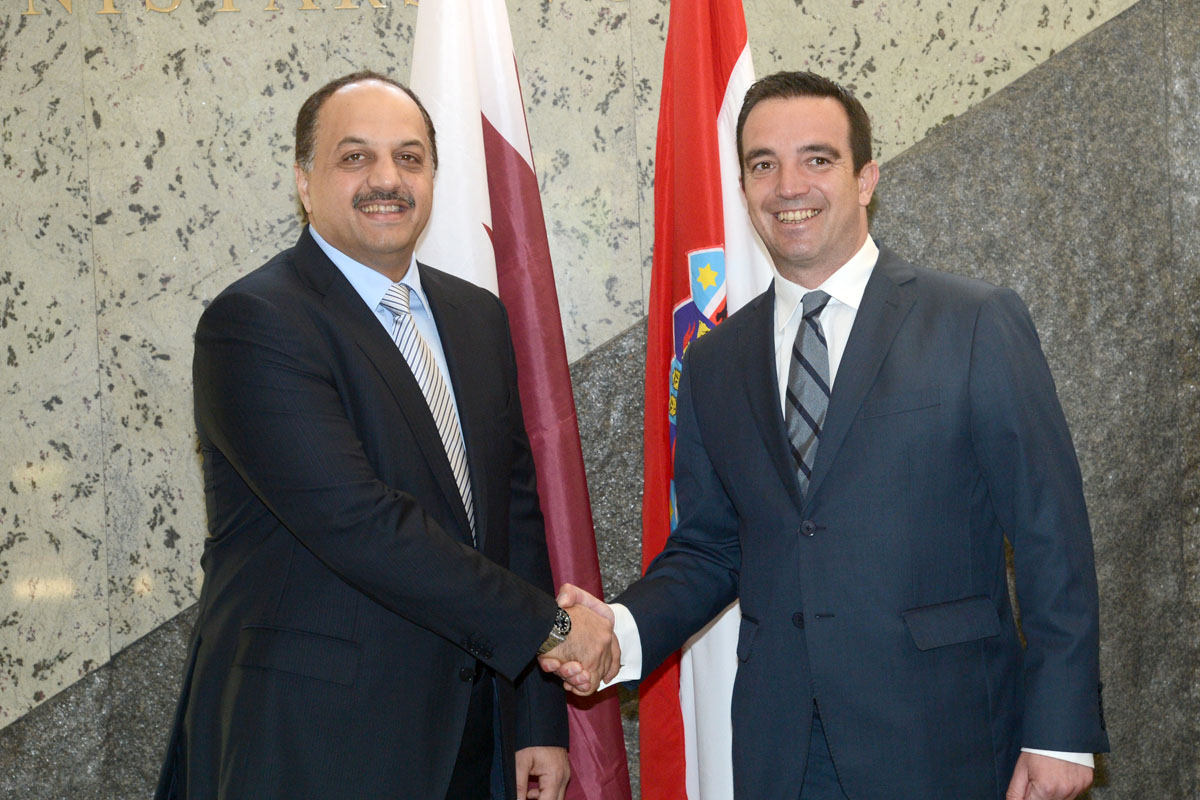 https://www.morh.hr/wp-content/gallery/ministar-obrane-drzave-katar-u-sluzbenom-posjetu-morh-u/katar_02062016_8.jpg