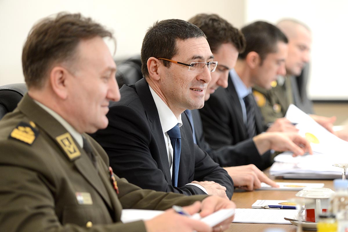 https://www.morh.hr/wp-content/gallery/ministrica-obrane-crne-gore-u-posjetu-hrvatskoj/mo_hr-cg_04032013_08.JPG