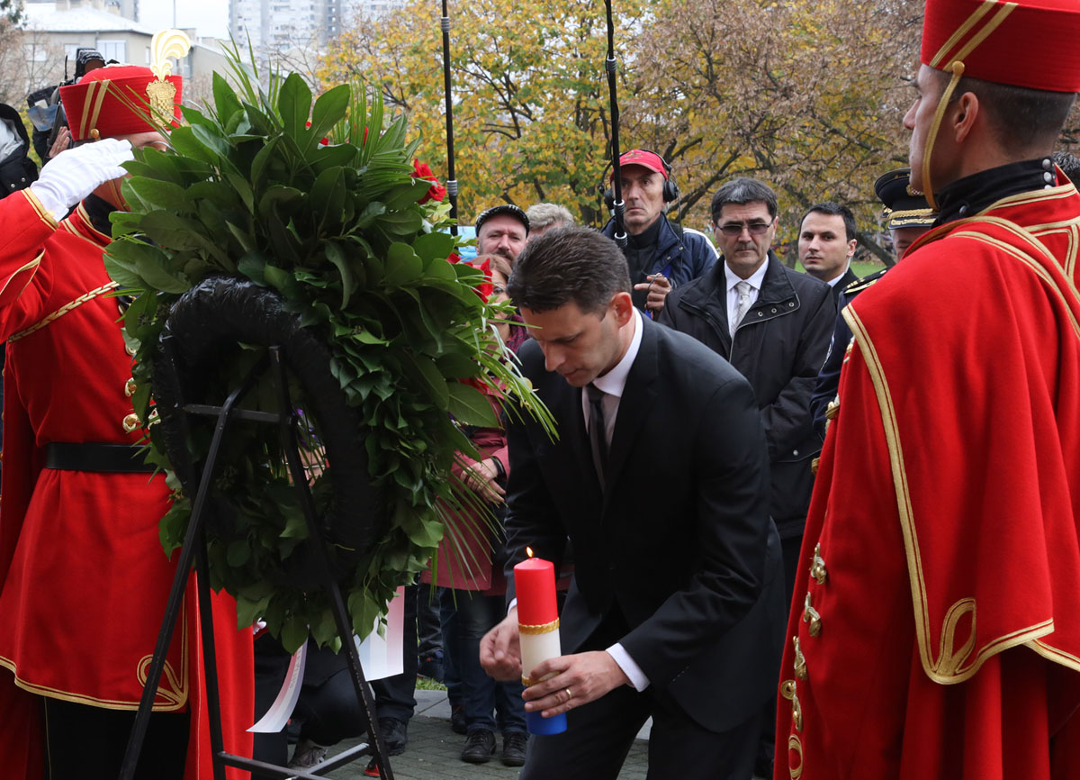 https://www.morh.hr/wp-content/gallery/misa-zadusnica-za-sve-poginule-hrvatske-branitelje-u-crkvi-sveta-mati-slobode/misa_02102016_08.jpg