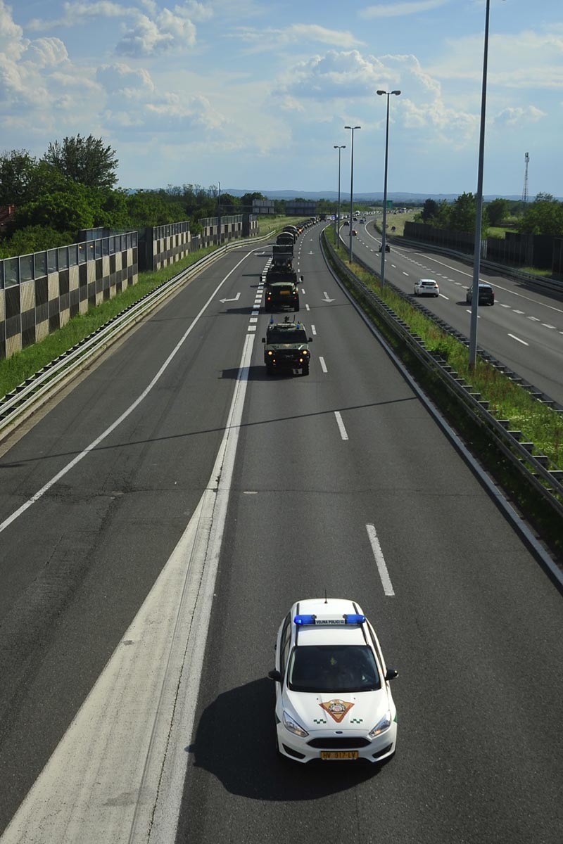 https://www.morh.hr/wp-content/gallery/multinacionalna-bojna-krenula-iz-hrvatske-prema-madarskoj/immediate_response_19_01062019_10.jpg