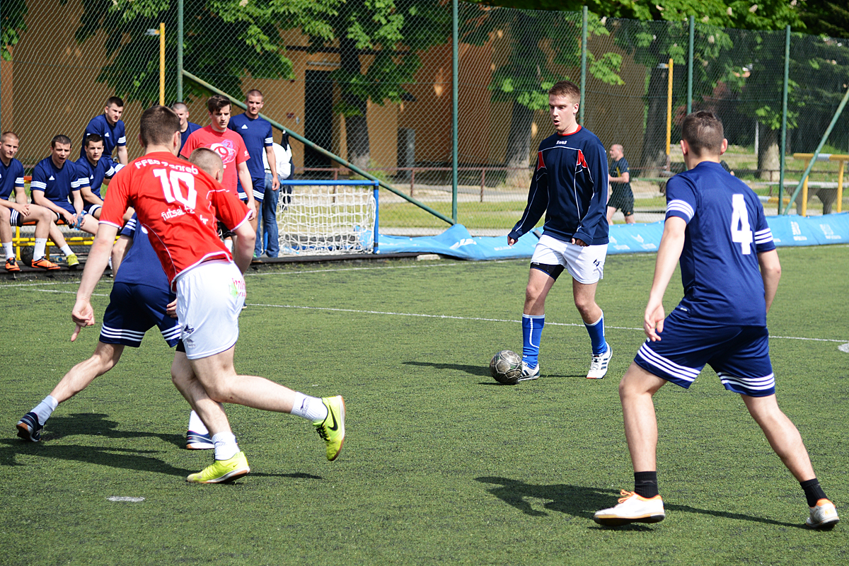 https://www.morh.hr/wp-content/gallery/na-hrvatskom-vojnom-ucilistu-zavrsen-sportski-dan/sport_22042016_05.jpg
