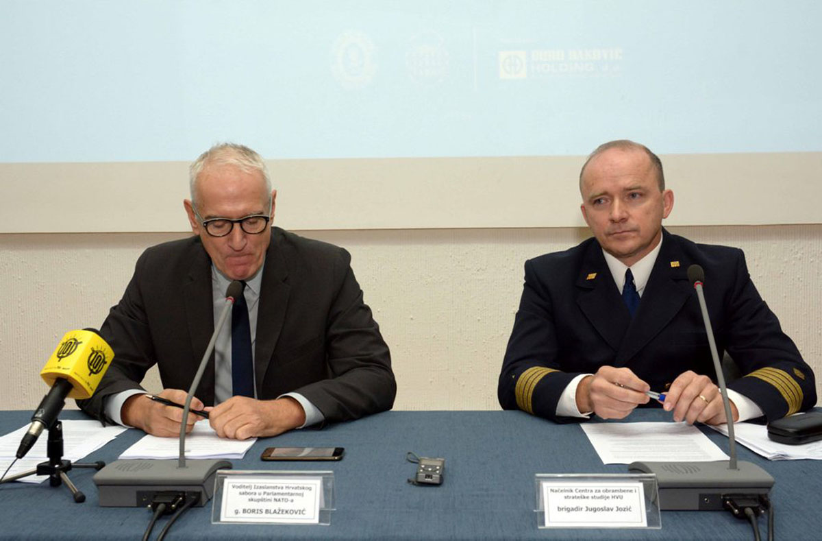 https://www.morh.hr/wp-content/gallery/na-hvu-odrzana-konferencija-za-medije-povodom-konferencije-idde/idde_16102015_2.jpg