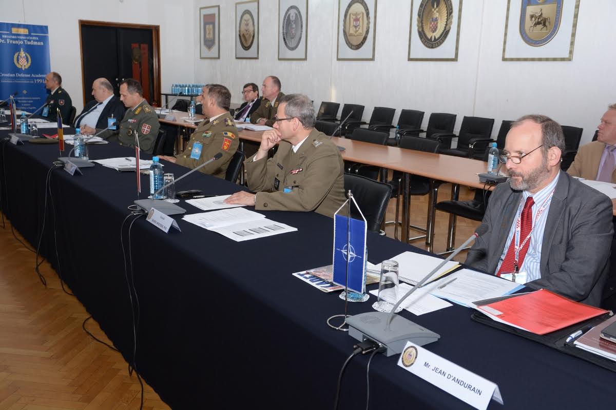 https://www.morh.hr/wp-content/gallery/na-hvu-odrzana-medunarodna-godisnja-konferencija-cefme/cefme_27102016_10.jpg