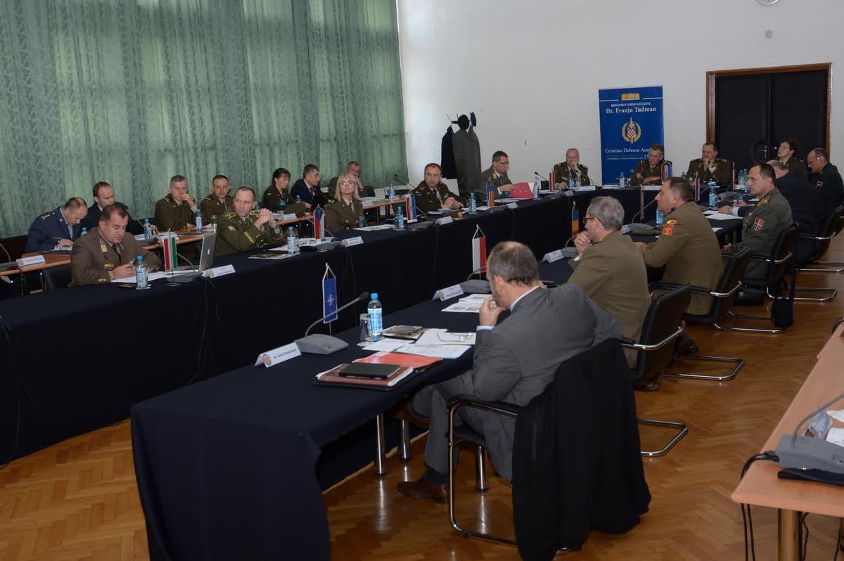 https://www.morh.hr/wp-content/gallery/na-hvu-odrzana-medunarodna-godisnja-konferencija-cefme/cefme_27102016_11.jpg