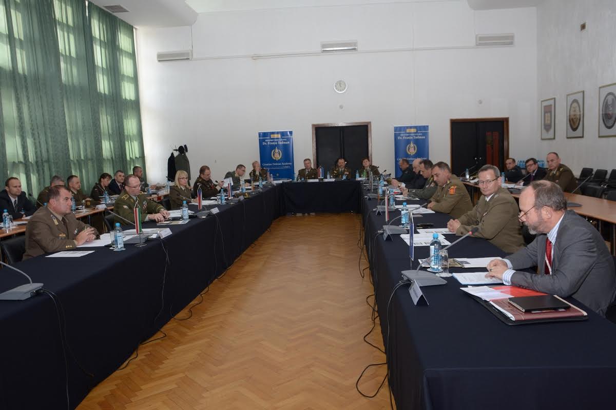 https://www.morh.hr/wp-content/gallery/na-hvu-odrzana-medunarodna-godisnja-konferencija-cefme/cefme_27102016_12.jpg
