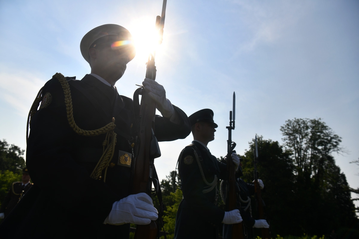 https://www.morh.hr/wp-content/gallery/na-trgu-sv-marka-zapocelo-obiljezavanje-dana-hrvatske-vojske/dan_osrh_27052018_06.jpg