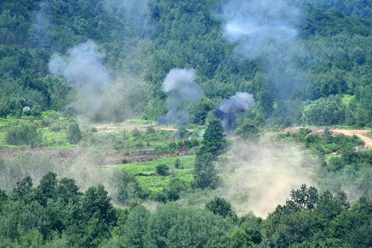https://www.morh.hr/wp-content/gallery/na-vojnom-poligonu-u-slunju-odrzana-vjezba-puma-19/puma_19_03062019_13.jpg