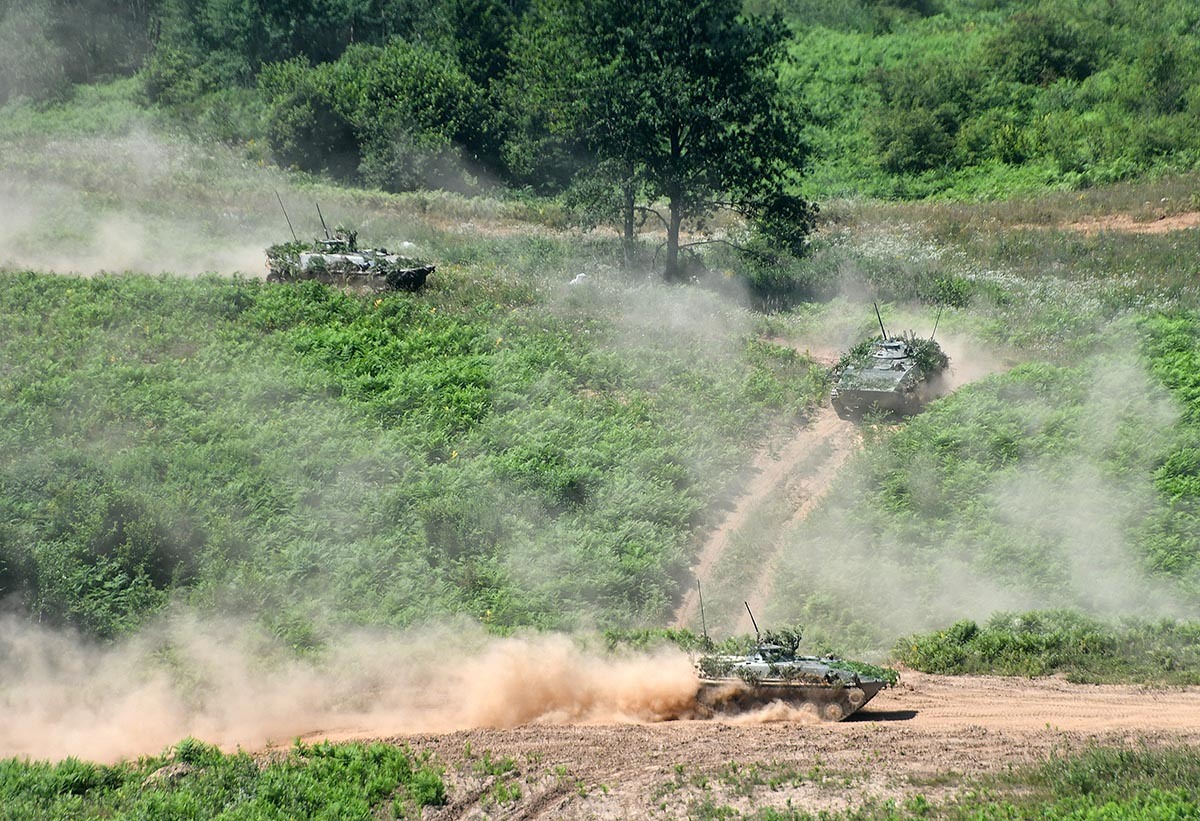https://www.morh.hr/wp-content/gallery/na-vojnom-poligonu-u-slunju-odrzana-vjezba-puma-19/puma_19_03062019_18.jpg